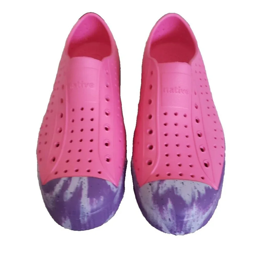 Native Jefferson The Circle Whistler Slip-On Sneaker Shoe Pink  Big Kids Size J6